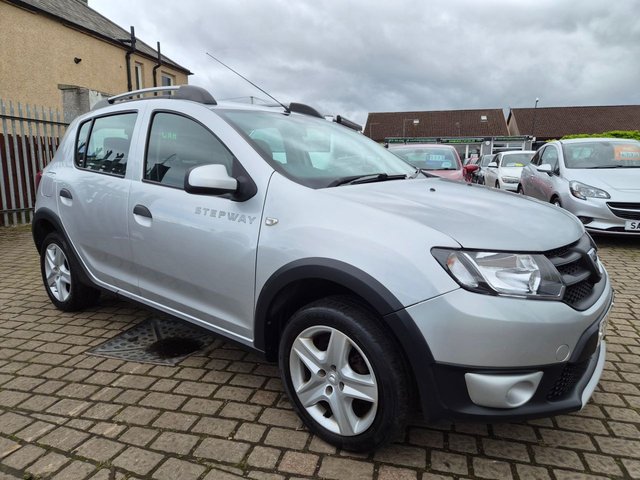 View our DACIA SANDERO STEPWAY