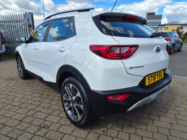 View our KIA STONIC