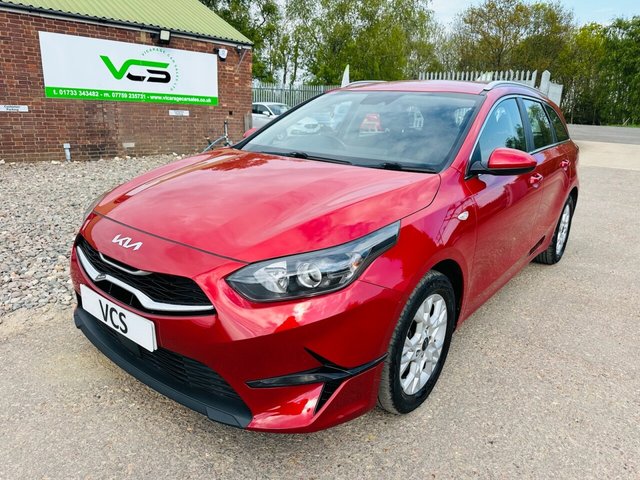 View our Kia Ceed 1.6 CRDi MHEV 2 NAV Sportswagon 5dr Diesel Hybrid Manual Euro 6 (s/s) (134 bhp)