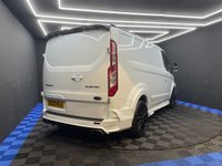 USED 2022 22 FORD TRANSIT CUSTOM 2.0 280 EcoBlue Limited Panel Van 5dr Diesel Manual L1 H1 Euro 6 (s/s) (130 ps) 1 OWNER FROM NEW FSH