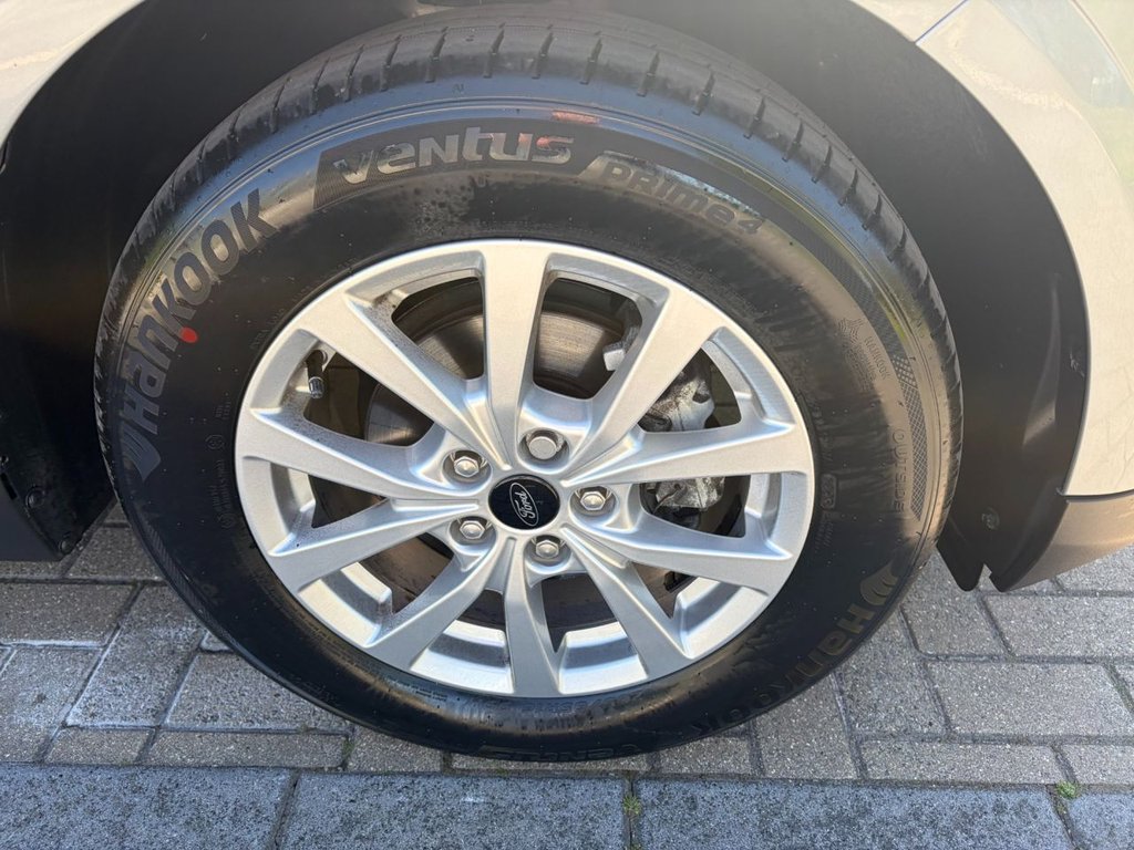 USED 2025 74 FORD TRANSIT COURIER LIMITED 1.0EcoBoost Petrol EU6 S/S SWB 125ps *A/C*KEYLESS ENTRY AND START*CAMERA*SENSORS*E/PACK*ALLOYS* LIMITED-PETROL-FULLY LOADED