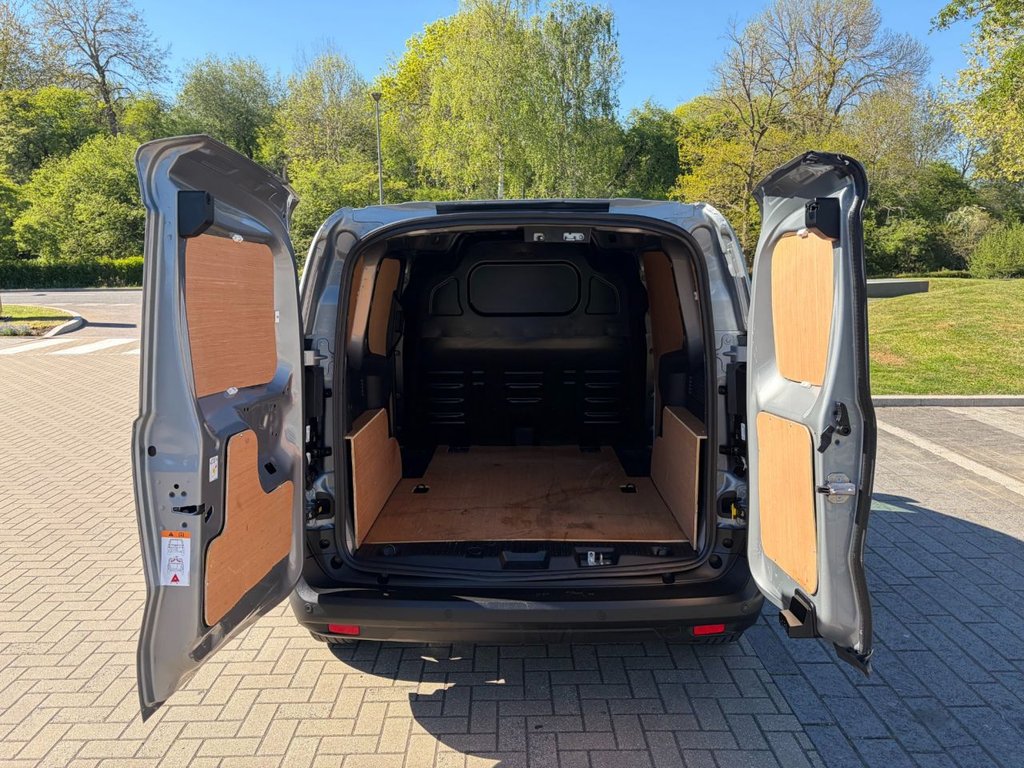 USED 2025 74 FORD TRANSIT COURIER LIMITED 1.0EcoBoost Petrol EU6 S/S SWB 125ps *A/C*KEYLESS ENTRY AND START*CAMERA*SENSORS*E/PACK*ALLOYS* LIMITED-PETROL-FULLY LOADED