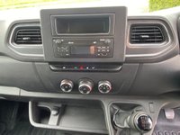 USED 2023 72 RENAULT MASTER MM35 BUSINESS + MWB MEDIUM HIGH 2.0 DCI 135PS Rare & Very Desirable Mwb Renault Master With Air Con, Rear Parking Sensors & Much More!