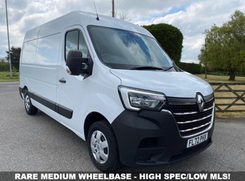 2023 RENAULT MASTER