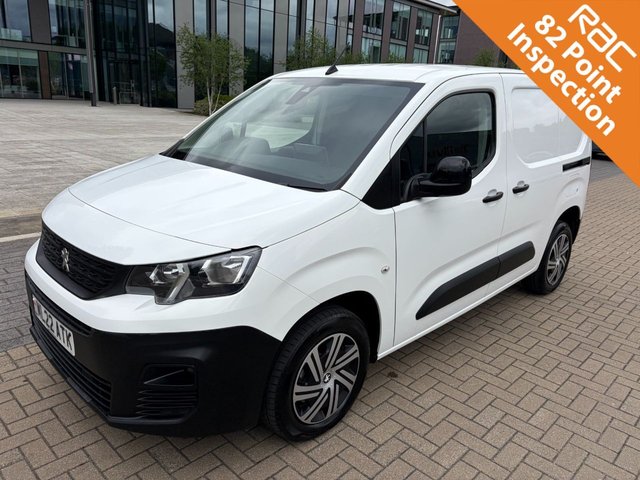 View our Peugeot Partner 1000 PROFESSIONAL 1.5BlueHDi EU6 S/S SWB 100ps *AIRCON*REV/SENSORS*E/PACK*CRUISE CONTROL*APPLE CARPLAY*