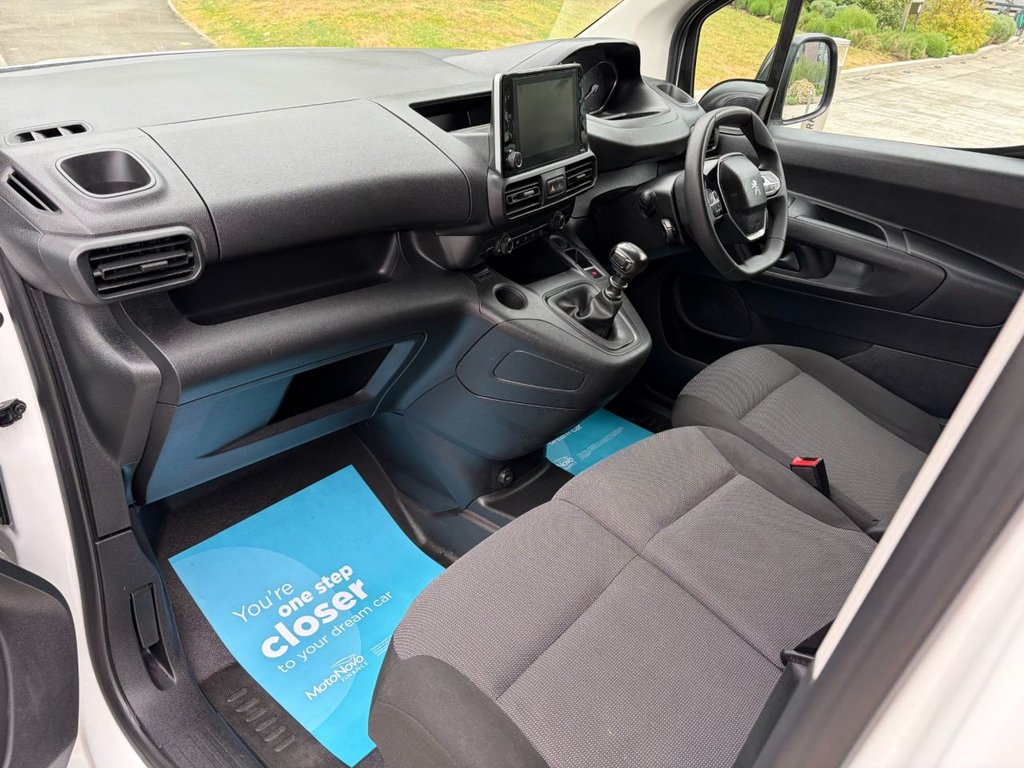 USED 2022 22 PEUGEOT PARTNER 1000 PROFESSIONAL 1.5BlueHDi EU6 S/S SWB 100ps *AIRCON*REV/SENSORS*E/PACK*CRUISE CONTROL*APPLE CARPLAY* EU6-SENSORS-A/C-E/P-100PS