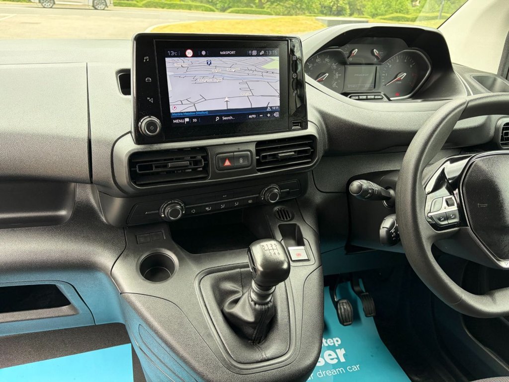 USED 2022 22 PEUGEOT PARTNER 1000 PROFESSIONAL 1.5BlueHDi EU6 S/S SWB 100ps *AIRCON*REV/SENSORS*E/PACK*CRUISE CONTROL*APPLE CARPLAY* EU6-SENSORS-A/C-E/P-100PS