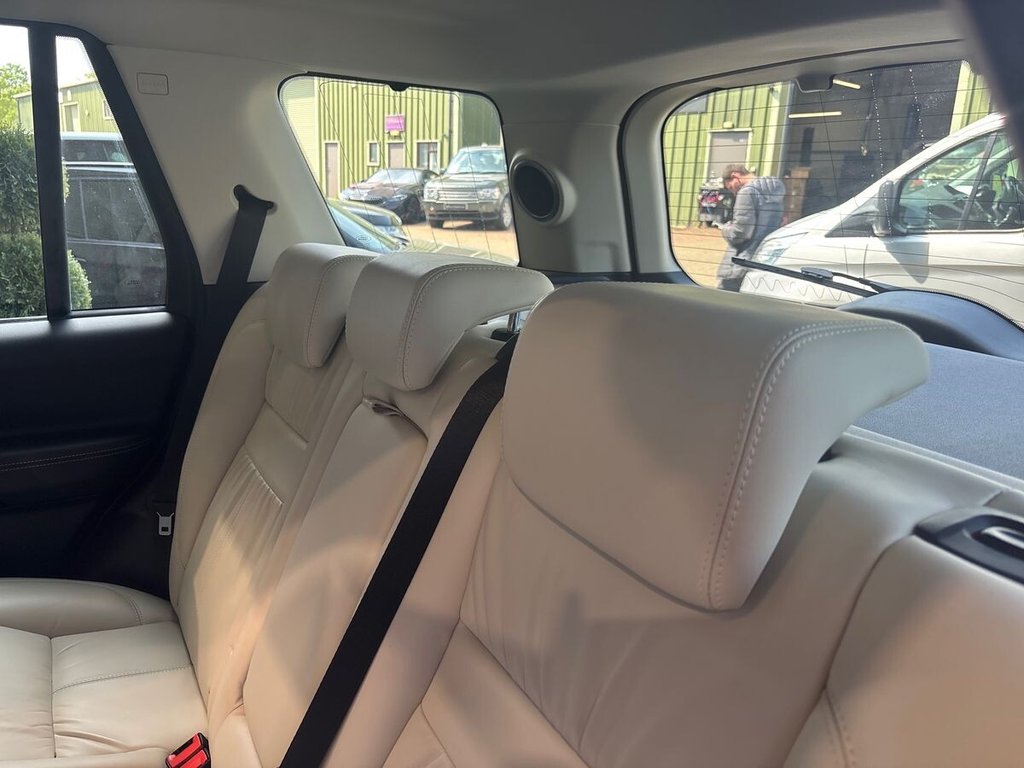 USED 2014 64 LAND ROVER FREELANDER 2 2.2 SD4 Metropolis SUV 5dr Diesel CommandShift 4WD Euro 5 (190 ps) STUNNING EXAMPLE|IVORY LEATHER
