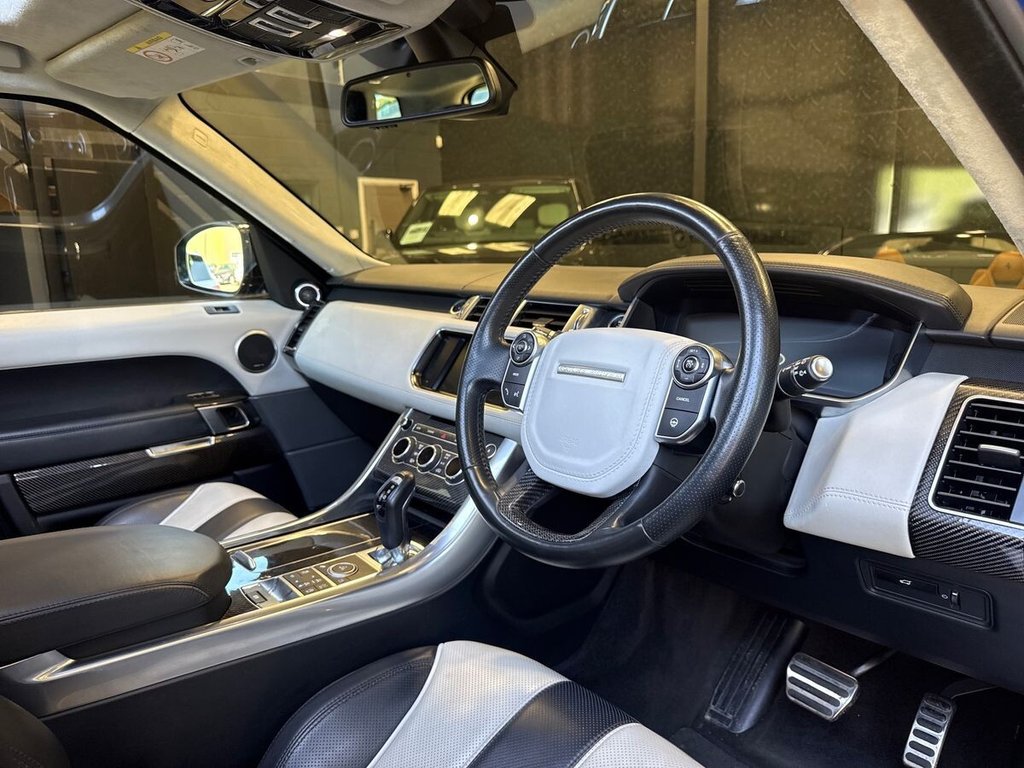 USED 2015 15 LAND ROVER RANGE ROVER SPORT 5.0 V8 SVR SUV 5dr Petrol Auto 4WD Euro 5 (s/s) (550 ps) 2 OWNERS|BEAUTIFUL EXAMPLE