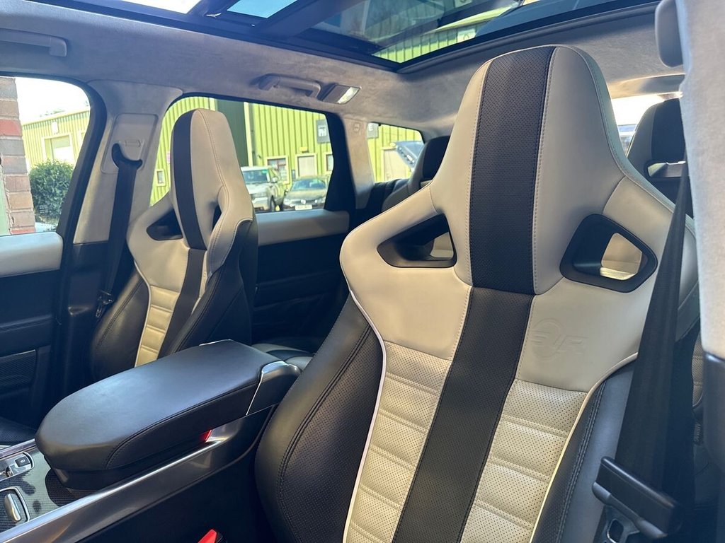 USED 2015 15 LAND ROVER RANGE ROVER SPORT 5.0 V8 SVR SUV 5dr Petrol Auto 4WD Euro 5 (s/s) (550 ps) 2 OWNERS|BEAUTIFUL EXAMPLE