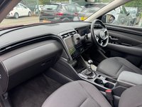 USED 2023 23 HYUNDAI TUCSON 1.6 T-GDi SE Connect SUV 5dr Petrol Manual Euro 6 (s/s) (150 ps) 1 Owner - Reversing Camera - Rear Parking Sensors - Cruise Control - Climate Control - Electric Front & Rear Windows - Alloy Wheels - LED Headlights & Daytime Running Lights