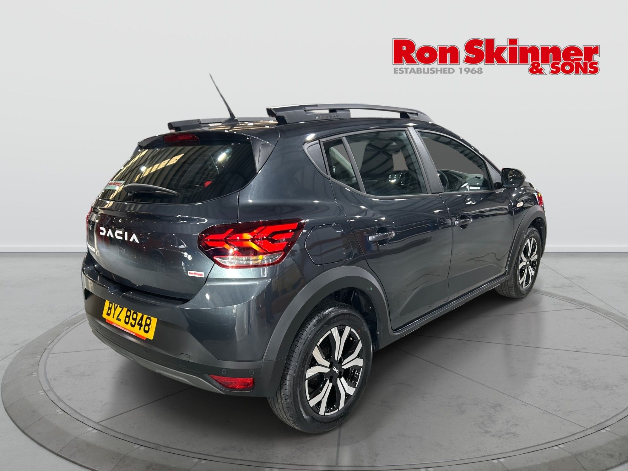 USED 2023 DACIA SANDERO STEPWAY 1.0 TCe Journey Hatchback 5dr Petrol Manual Euro 6 (s/s) (90 ps) 