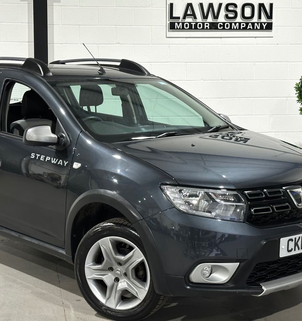 USED 2018 18 DACIA SANDERO STEPWAY 0.9 TCe Essential Hatchback 5dr Petrol Manual Euro 6 (s/s) (90 ps) 