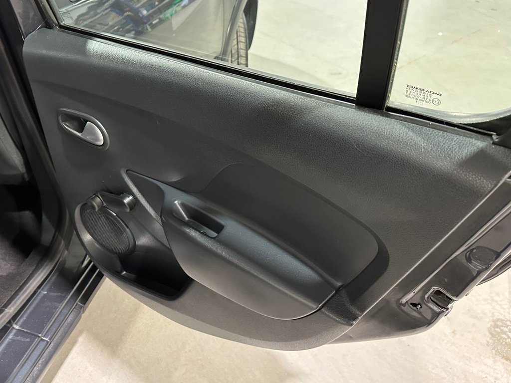 USED 2018 18 DACIA SANDERO STEPWAY 0.9 TCe Essential Hatchback 5dr Petrol Manual Euro 6 (s/s) (90 ps) 