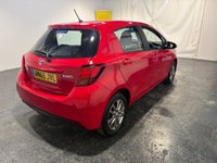 USED 2015 65 TOYOTA YARIS 1.33 Dual VVT-i Icon Hatchback 5dr Petrol Manual Euro 5 Euro 5 (99 ps) &pound;35 Road Tax-Great Economy-Sat Nav