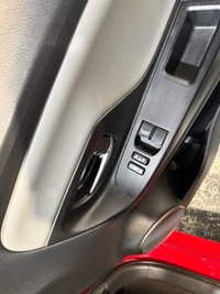 USED 2015 65 TOYOTA YARIS 1.33 Dual VVT-i Icon Hatchback 5dr Petrol Manual Euro 5 Euro 5 (99 ps) &pound;35 Road Tax-Great Economy-Sat Nav