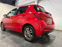 USED 2015 65 TOYOTA YARIS 1.33 Dual VVT-i Icon Hatchback 5dr Petrol Manual Euro 5 Euro 5 (99 ps) &pound;35 Road Tax-Great Economy-Sat Nav