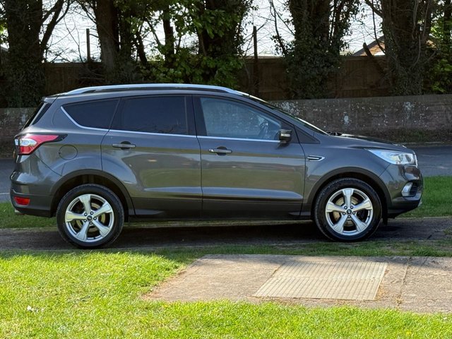 View our FORD KUGA