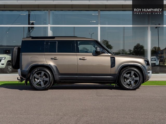 View our LAND ROVER DEFENDER