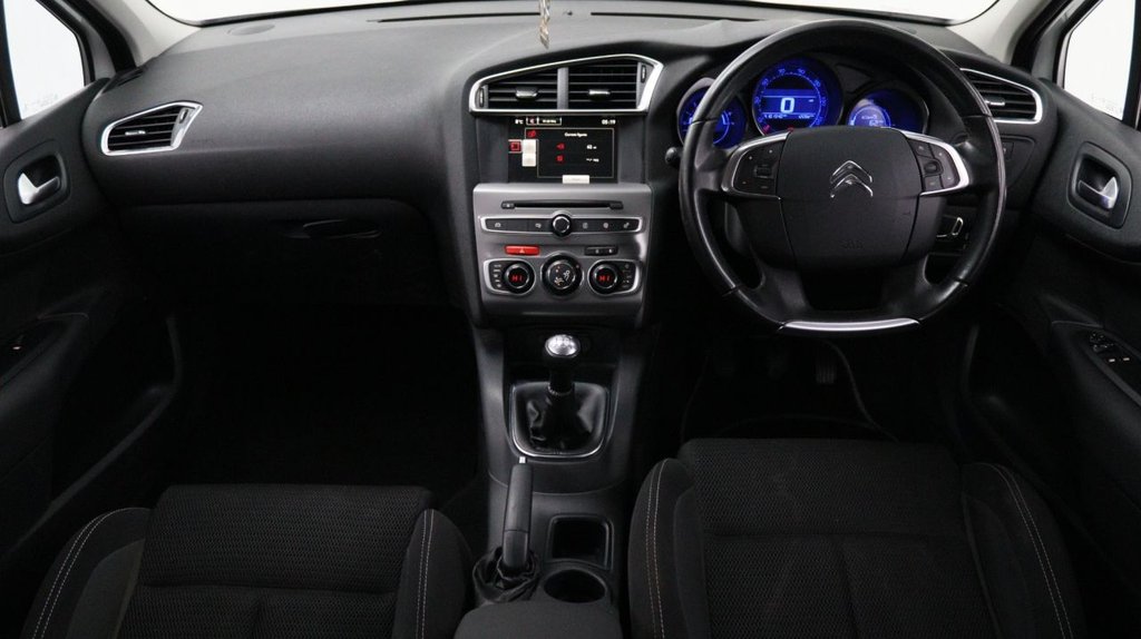 View our CITROEN C4