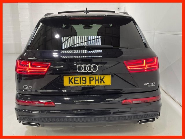 View our AUDI Q7
