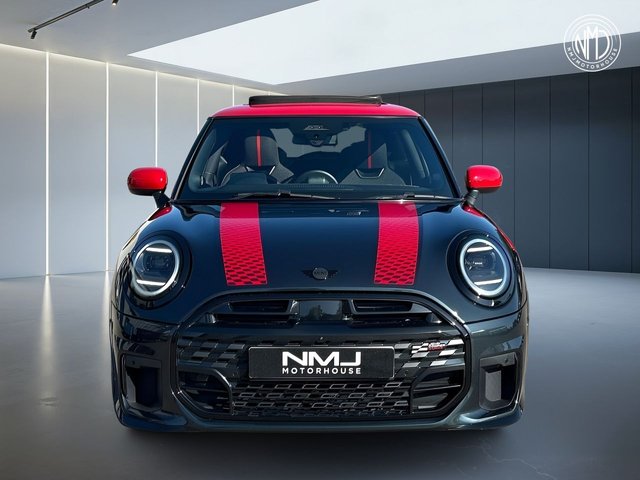 View our MINI COOPER