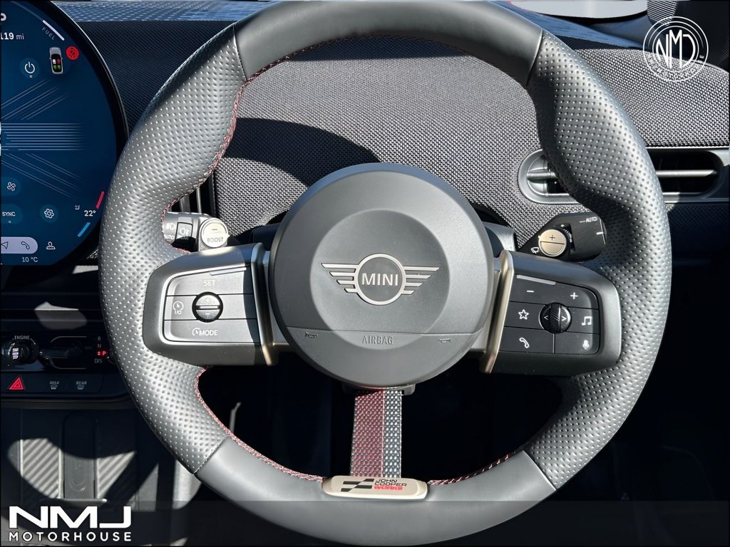 USED 2024 24 MINI HATCH COOPER 2.0S Sport Hatchback 3dr Petrol Steptronic Euro 6 (s/s) (204 ps) Hatchback