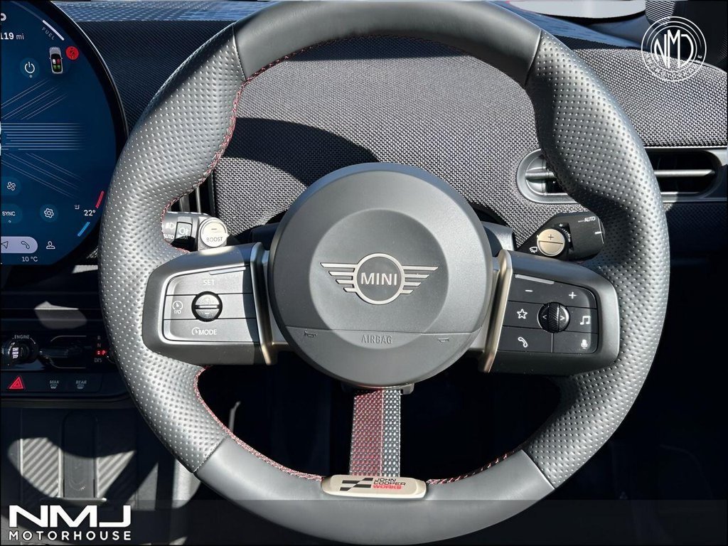 USED 2024 24 MINI HATCH COOPER 2.0S Sport Hatchback 3dr Petrol Steptronic Euro 6 (s/s) (204 ps) Hatchback 9.9%APR LVL 3 PACK LOW MILEAGE