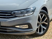 USED 2023 72 VOLKSWAGEN PASSAT 1.5 TSI EVO SEL Estate 5dr Petrol DSG Euro 6 (s/s) (150 ps) 