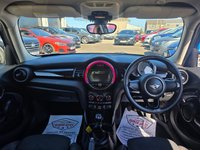 USED 2018 18 MINI HATCH 1.5 Cooper Seven Hatchback 5dr Petrol Manual Euro 6 (s/s) (136 ps) DAYTIME RUNNING LIGHTS+ AUTO HEADLIGHTS+ DAB+ AUX+ BLUETOOTH+ START/STOP+ 17 INCH ALLOY WHEELS+
