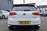 USED 2016 VOLKSWAGEN GOLF 2.0 TDI BlueMotion Tech R-Line Edition Hatchback 5dr Diesel Manual Euro 6 (s/s) (150 ps) **Sunroof, 18" Alloys**