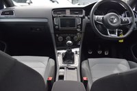 USED 2016 VOLKSWAGEN GOLF 2.0 TDI BlueMotion Tech R-Line Edition Hatchback 5dr Diesel Manual Euro 6 (s/s) (150 ps) **Sunroof, 18" Alloys**