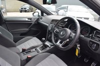 USED 2016 VOLKSWAGEN GOLF 2.0 TDI BlueMotion Tech R-Line Edition Hatchback 5dr Diesel Manual Euro 6 (s/s) (150 ps) **Sunroof, 18" Alloys**
