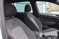 USED 2016 VOLKSWAGEN GOLF 2.0 TDI BlueMotion Tech R-Line Edition Hatchback 5dr Diesel Manual Euro 6 (s/s) (150 ps) **Sunroof, 18" Alloys**