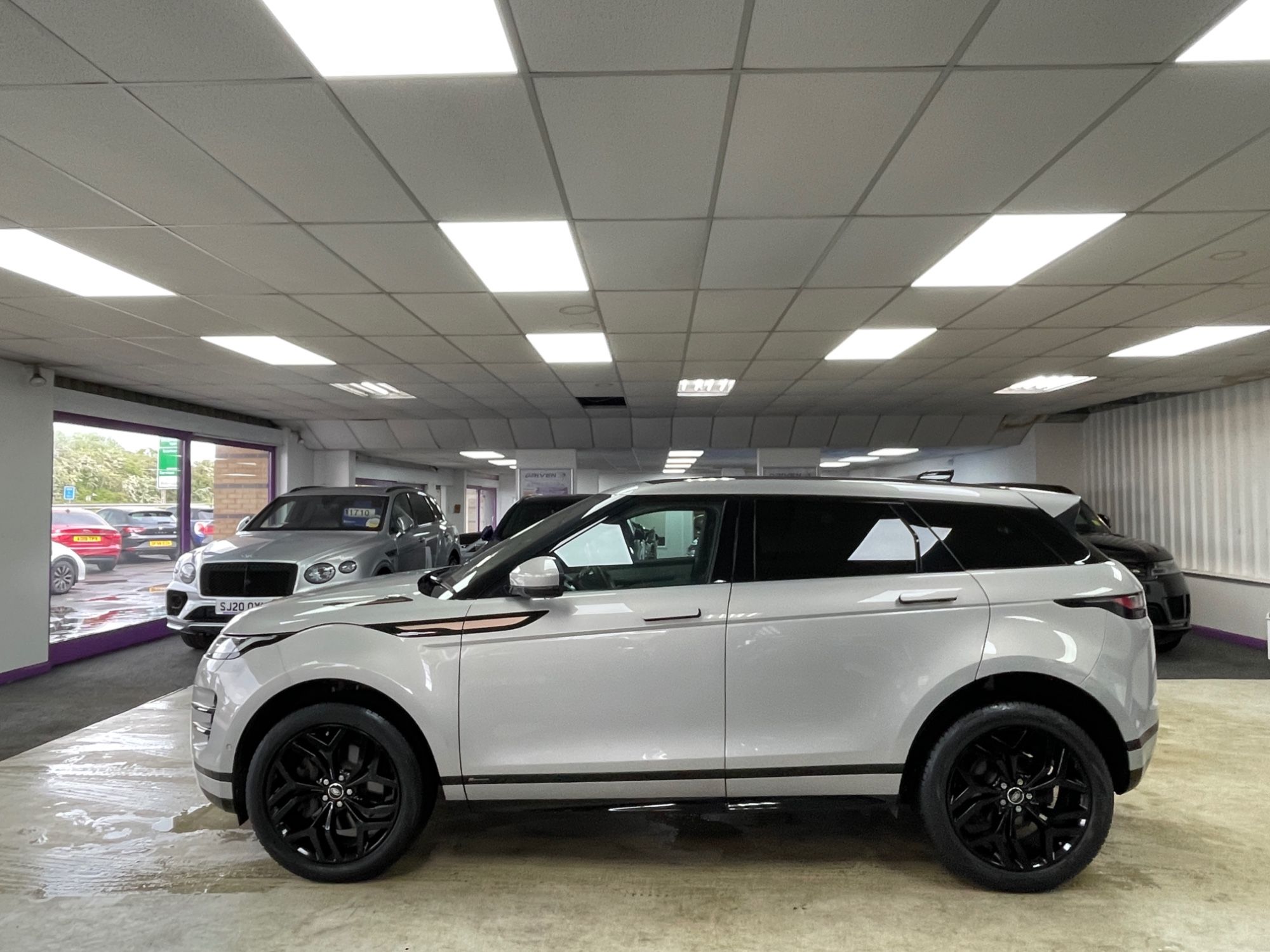 USED 2019 19 LAND ROVER RANGE ROVER EVOQUE 2.0 P200 MHEV R-Dynamic SE SUV 5dr Petrol Auto 4WD Euro 6 (s/s) (200 ps) 