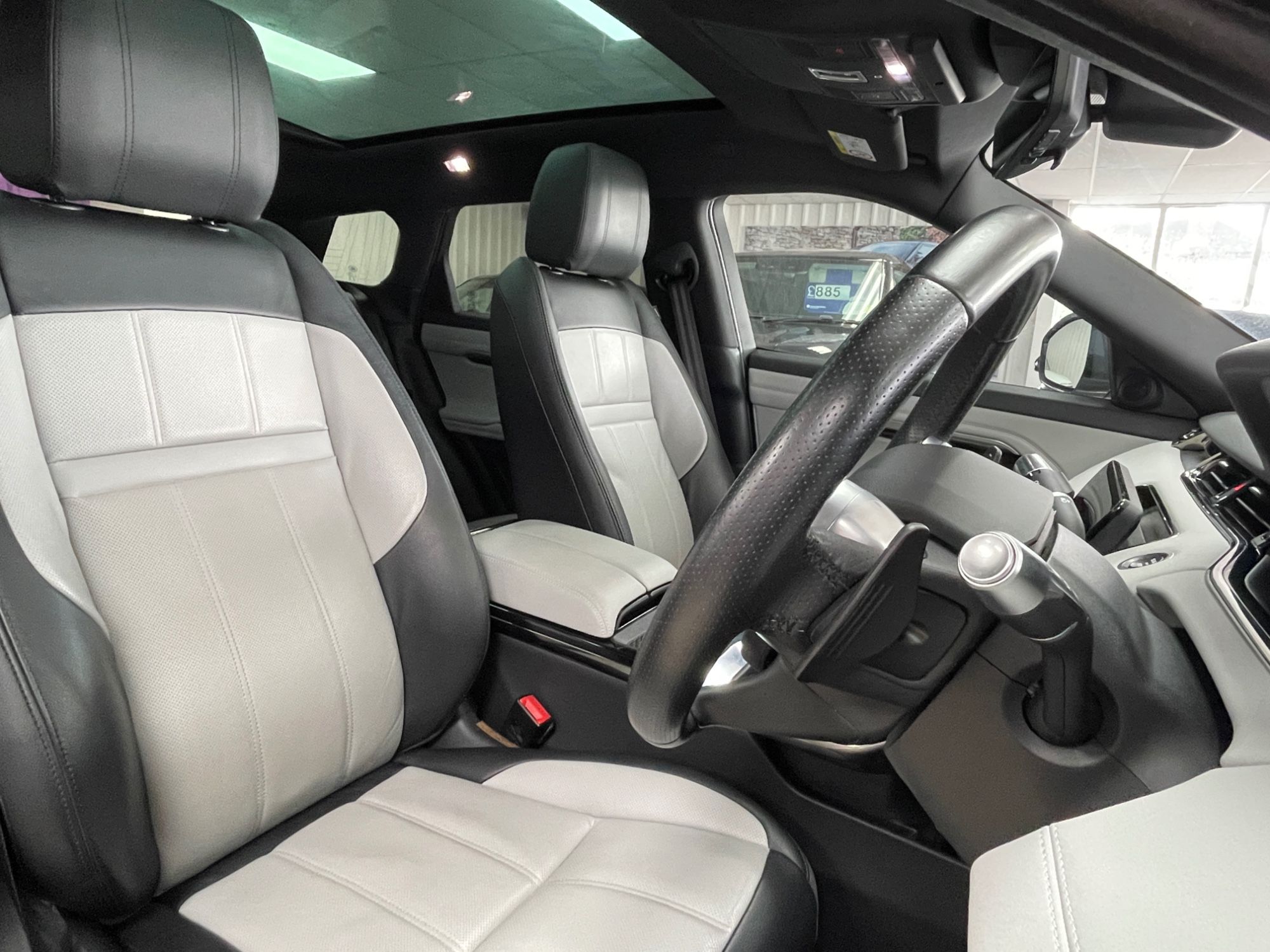 USED 2019 19 LAND ROVER RANGE ROVER EVOQUE 2.0 P200 MHEV R-Dynamic SE SUV 5dr Petrol Auto 4WD Euro 6 (s/s) (200 ps) 