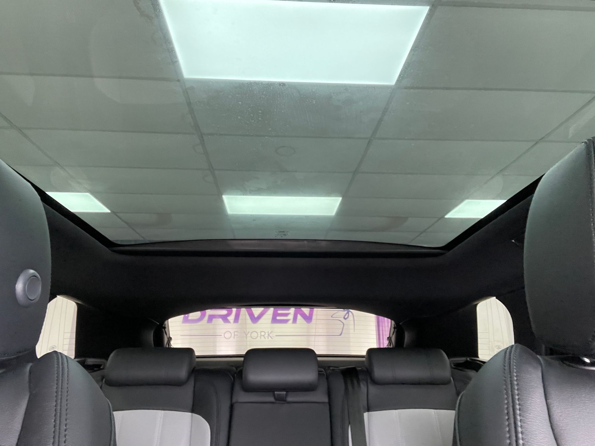 USED 2019 19 LAND ROVER RANGE ROVER EVOQUE 2.0 P200 MHEV R-Dynamic SE SUV 5dr Petrol Auto 4WD Euro 6 (s/s) (200 ps) 
