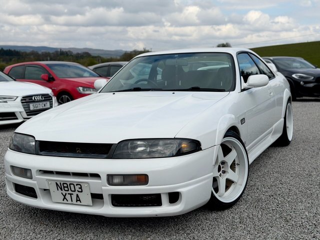 View our NISSAN SKYLINE R33