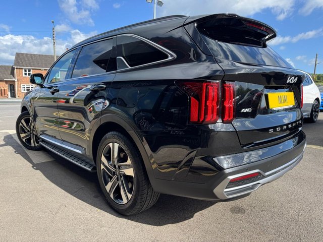 View our KIA SORENTO