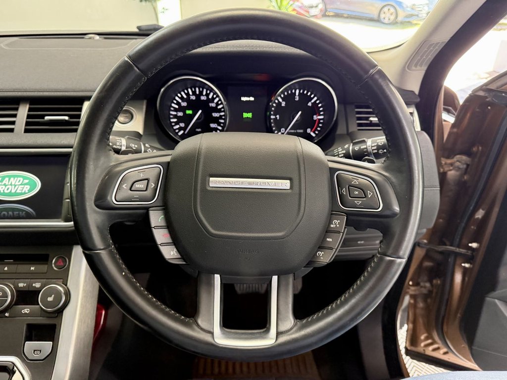USED 2014 64 LAND ROVER RANGE ROVER EVOQUE 2.2 SD4 Pure Tech SUV 5dr Diesel Auto 4WD Euro 5 (s/s) (190 ps) 