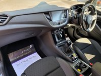 USED 2020 70 VAUXHALL GRANDLAND X 1.2 Turbo Griffin SUV 5dr Petrol Manual Euro 6 (s/s) (130 ps) * FULL SERVICE HISTORY * 4 STAMPS * 2 KEYS * PHONE MIRROR PLAY * FRONT AND REAR PARKING SENSORS * FOLDING MIRRORS *
