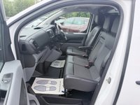 USED 2022 71 PEUGEOT EXPERT 1.5 BlueHDi 1000 Pro Premium MWB Van in white, 42,000 miles, 6-speed, Air Con, Bluetooth, DAB. ULEZ Euro 6. Final price +VAT @20%! This 2022 Peugeot Expert is a standout choice, boasting an incredibly low mileage of just 42,000 miles for its age and having been owned by only two person.  This vehicle has a full service history at 10K, 17K, 35K, and 42K ( Completed by Approved Cars ) As a 1.5 BlueHDi 1000 Professional Premium Standard Panel Van MWB Euro 6, this vehicle offers a robust 1.5 litre diesel engine, ensuring reliable performance.  Its Professional Premium trim level signifies a well equipped van, designed for pract