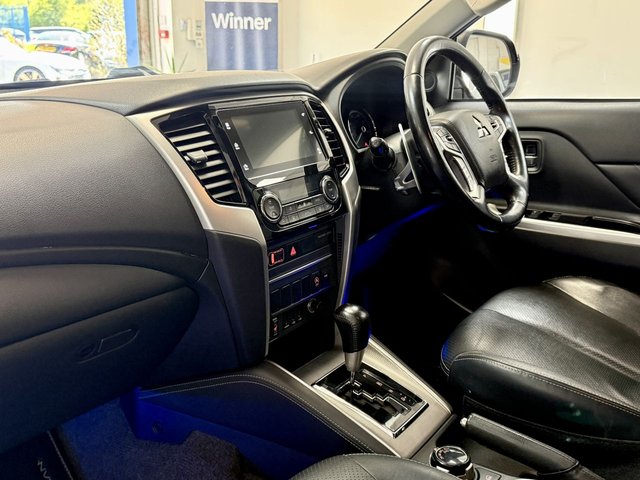 View our MITSUBISHI L200