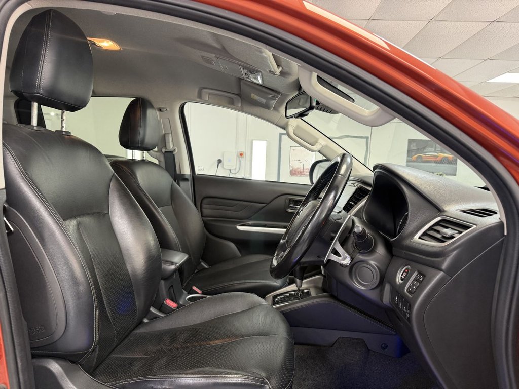 USED 2021 21 MITSUBISHI L200 2.2 DI-D DC Barbarian Pickup Double Cab 4dr Diesel Auto 4WD Euro 6 (s/s) (150 ps) 