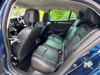USED 2017 17 RENAULT MEGANE 1.6 dCi Signature Nav Hatchback 5dr Diesel Manual Euro 6 (s/s) (130 ps) *** FULL SERVICE HISTORY, 2 OWNERS *** FINANCE AVAILABLE FROM 9.9% APR ***
