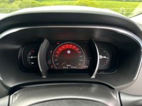 USED 2017 17 RENAULT MEGANE 1.6 dCi Signature Nav Hatchback 5dr Diesel Manual Euro 6 (s/s) (130 ps) *** FULL SERVICE HISTORY, 2 OWNERS *** FINANCE AVAILABLE FROM 9.9% APR ***