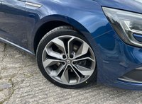 USED 2017 17 RENAULT MEGANE 1.6 dCi Signature Nav Hatchback 5dr Diesel Manual Euro 6 (s/s) (130 ps) *** FULL SERVICE HISTORY, 2 OWNERS *** FINANCE AVAILABLE FROM 9.9% APR ***