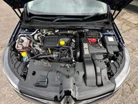 USED 2017 17 RENAULT MEGANE 1.6 dCi Signature Nav Hatchback 5dr Diesel Manual Euro 6 (s/s) (130 ps) *** FULL SERVICE HISTORY, 2 OWNERS *** FINANCE AVAILABLE FROM 9.9% APR ***