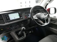 USED 2020 70 VOLKSWAGEN TRANSPORTER T30 2.0 TDI 150 BHP SWB HIGHLINE 5 SEATER KOMBI ( NO VAT ) 1 OWNER | HIGHLINE | 5 SEATS | NO VAT !