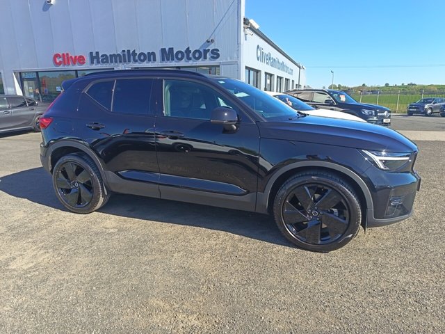 View our VOLVO XC40